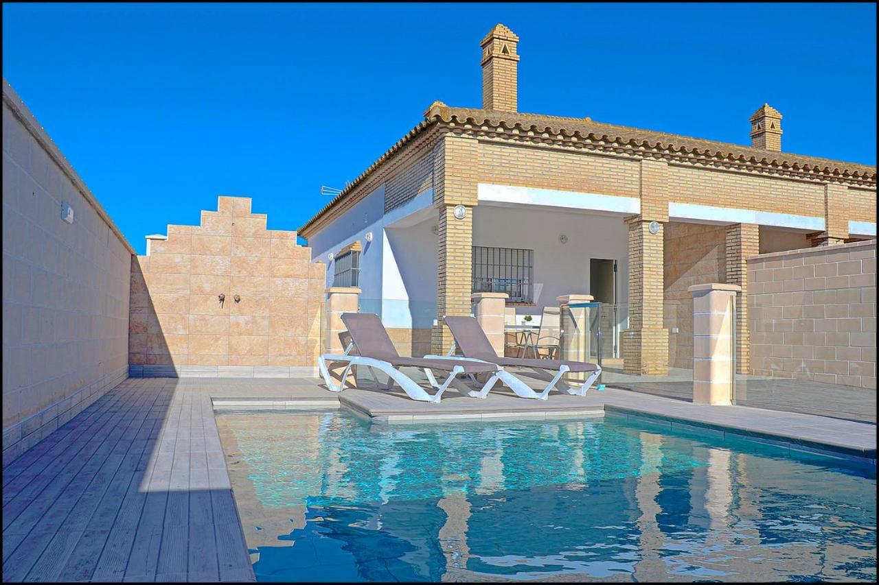 Chalet Penuelas Con Piscina Conil De La Frontera Exteriör bild