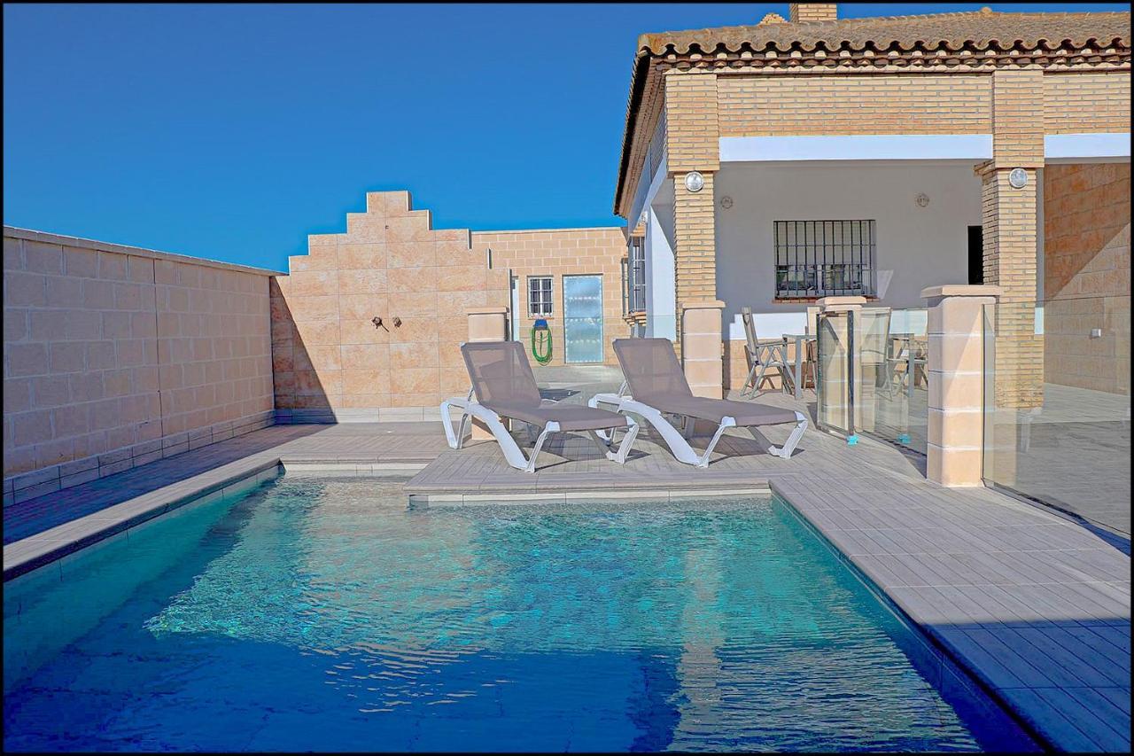 Chalet Penuelas Con Piscina Conil De La Frontera Exteriör bild