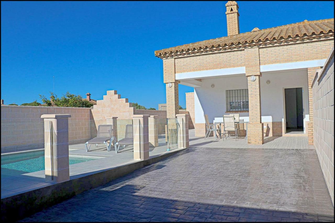 Chalet Penuelas Con Piscina Conil De La Frontera Exteriör bild