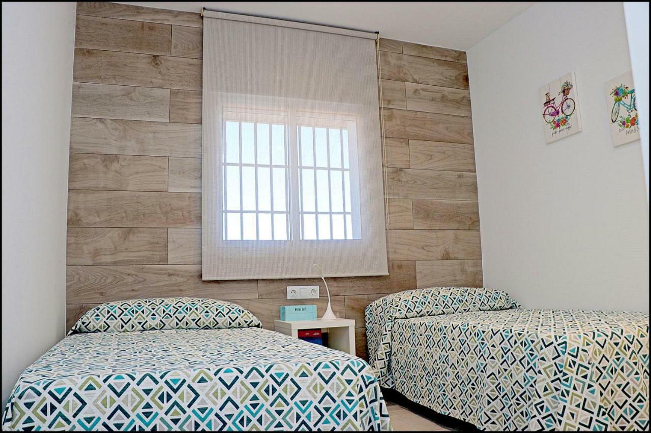 Chalet Penuelas Con Piscina Conil De La Frontera Exteriör bild