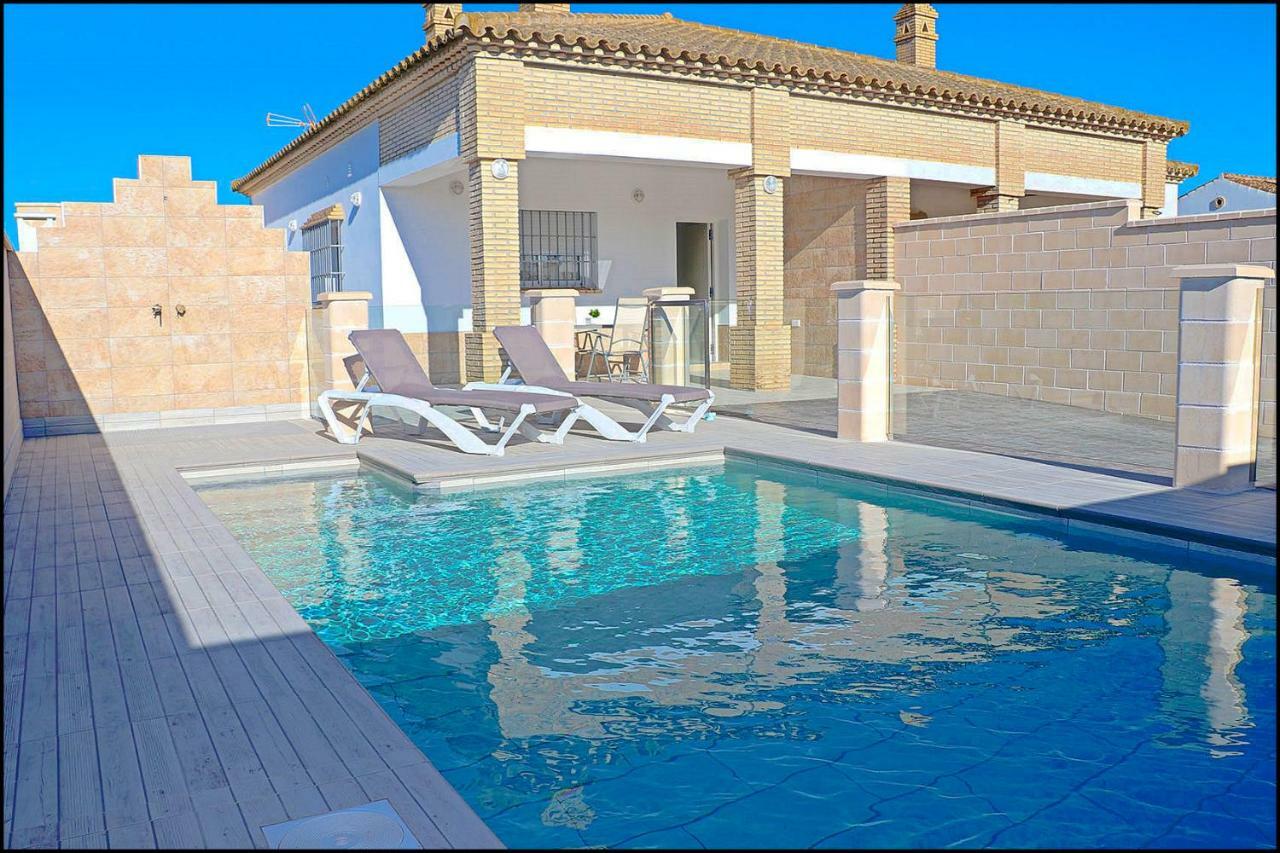 Chalet Penuelas Con Piscina Conil De La Frontera Exteriör bild